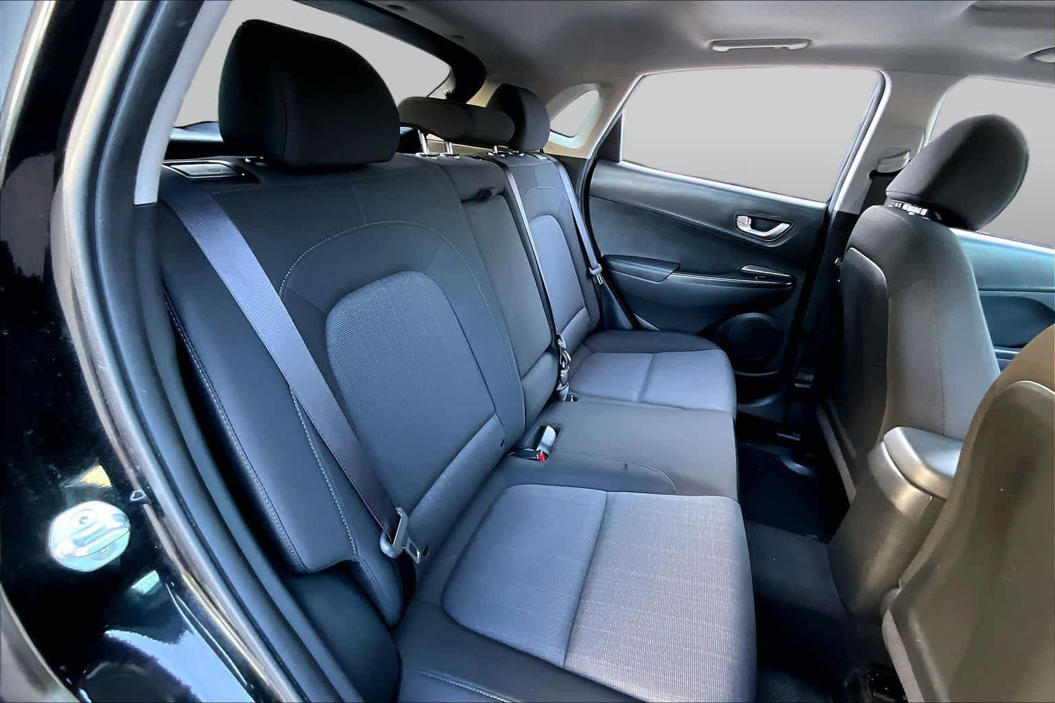 Used 2022 Hyundai Kona SEL w/ Convenience Package FWD image 20