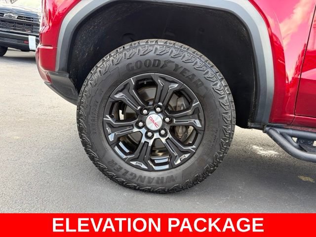 Used 2024 GMC Canyon Elevation w/ Elevation Premium Package RWD image 9