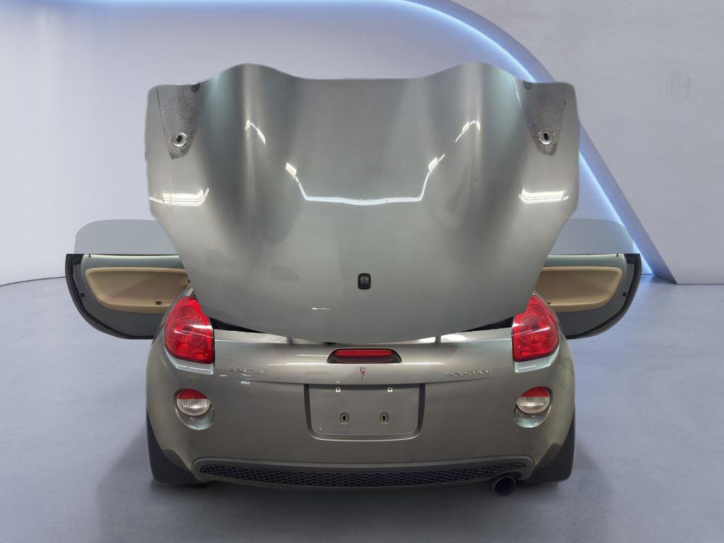 Used 2006 Pontiac Solstice Convertible w/ Premium Package image 11