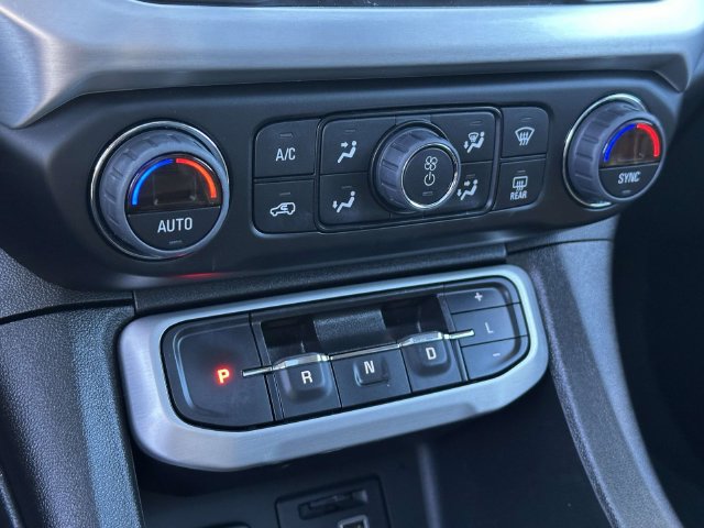 Used 2023 GMC Acadia SLT w/ Trailering Package AWD/4WD image 14