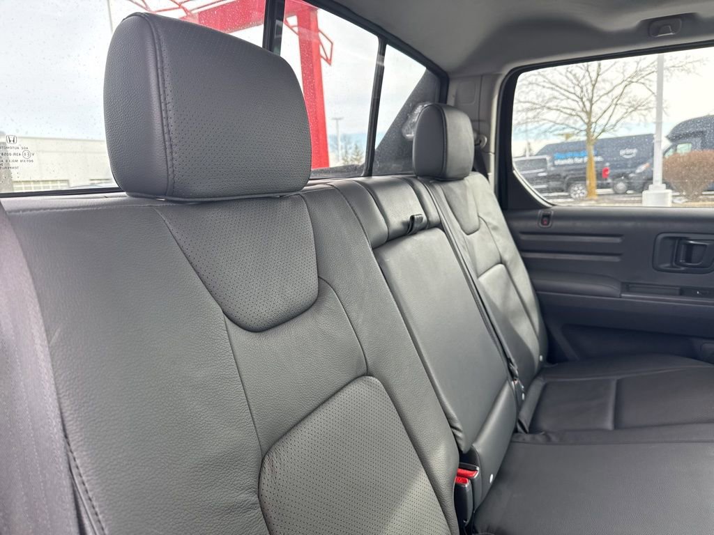 Used 2014 Honda Ridgeline SE image 27
