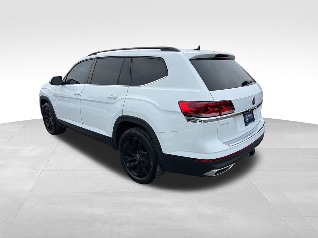 Used 2023 Volkswagen Atlas SE w/ Panoramic Sunroof Package image 5