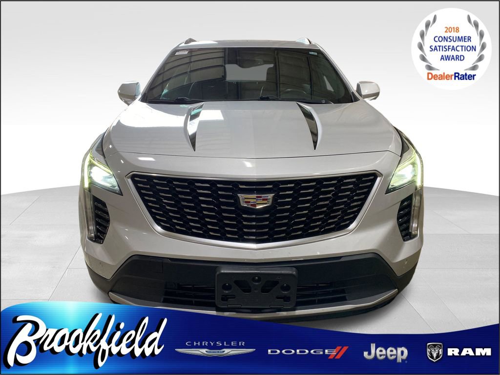 Used 2020 Cadillac XT4 Premium Luxury image 2