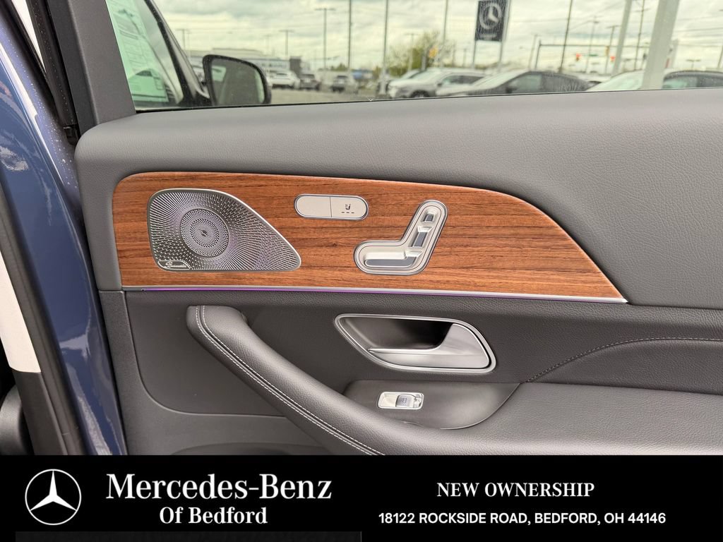 New 2026 Mercedes-Benz GLS 450 4MATIC image 30