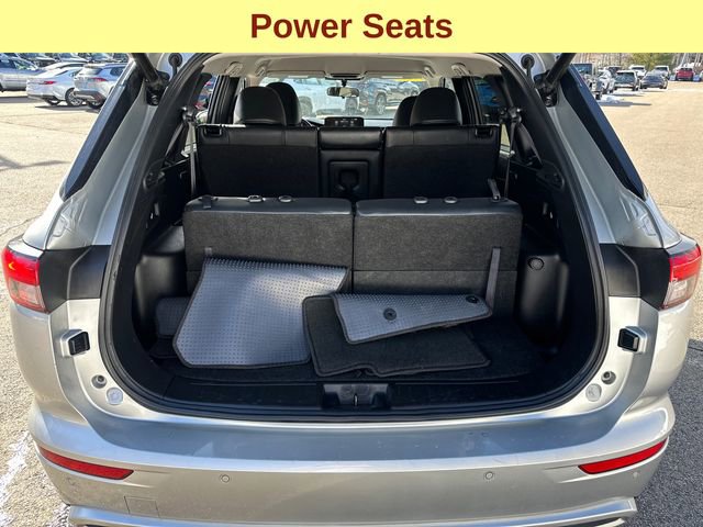 Used 2024 Mitsubishi Outlander SE image 12