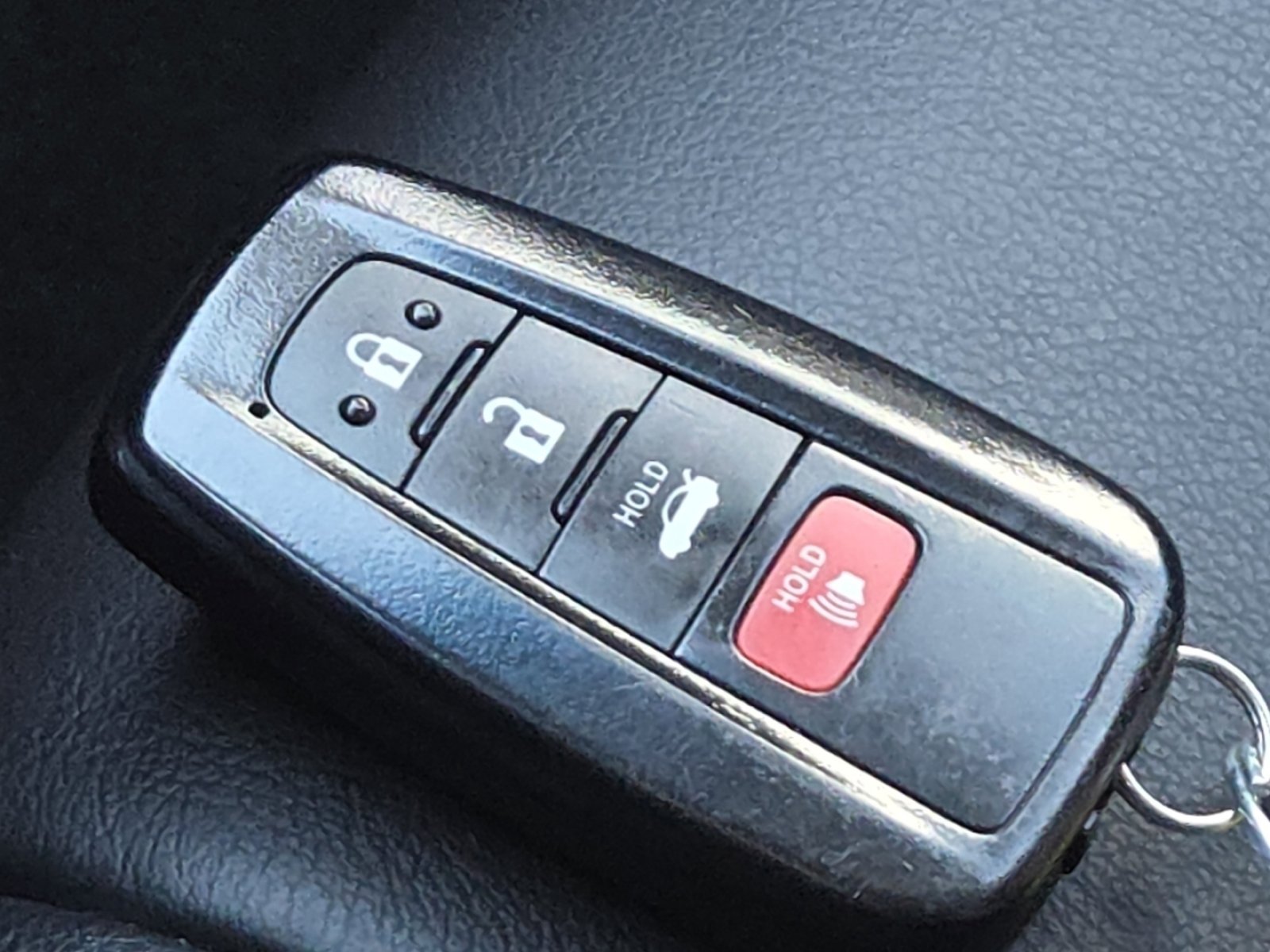 Used 2018 Toyota Camry XSE image 36