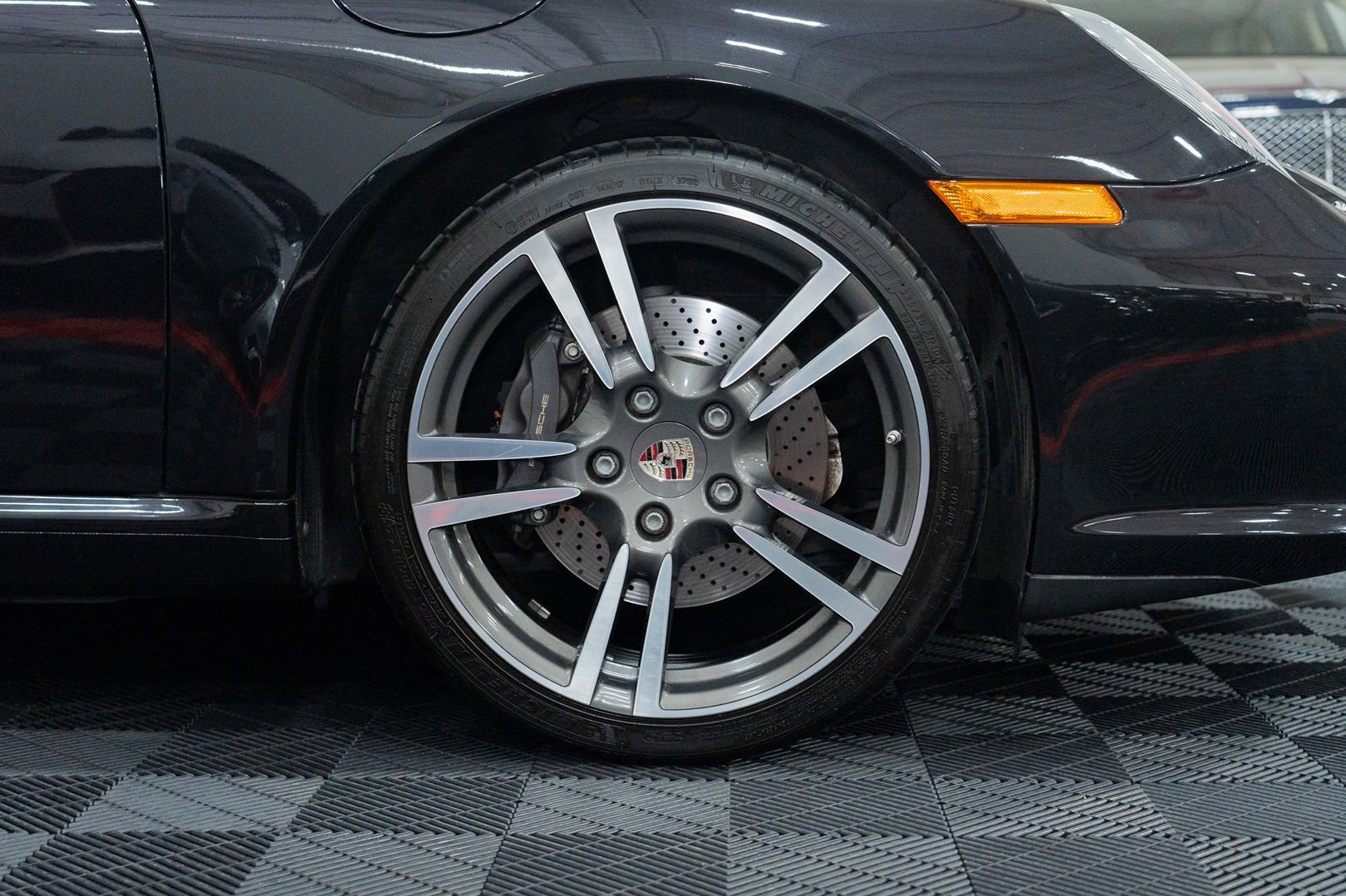 Used 2012 Porsche 911 Carrera RWD image 16