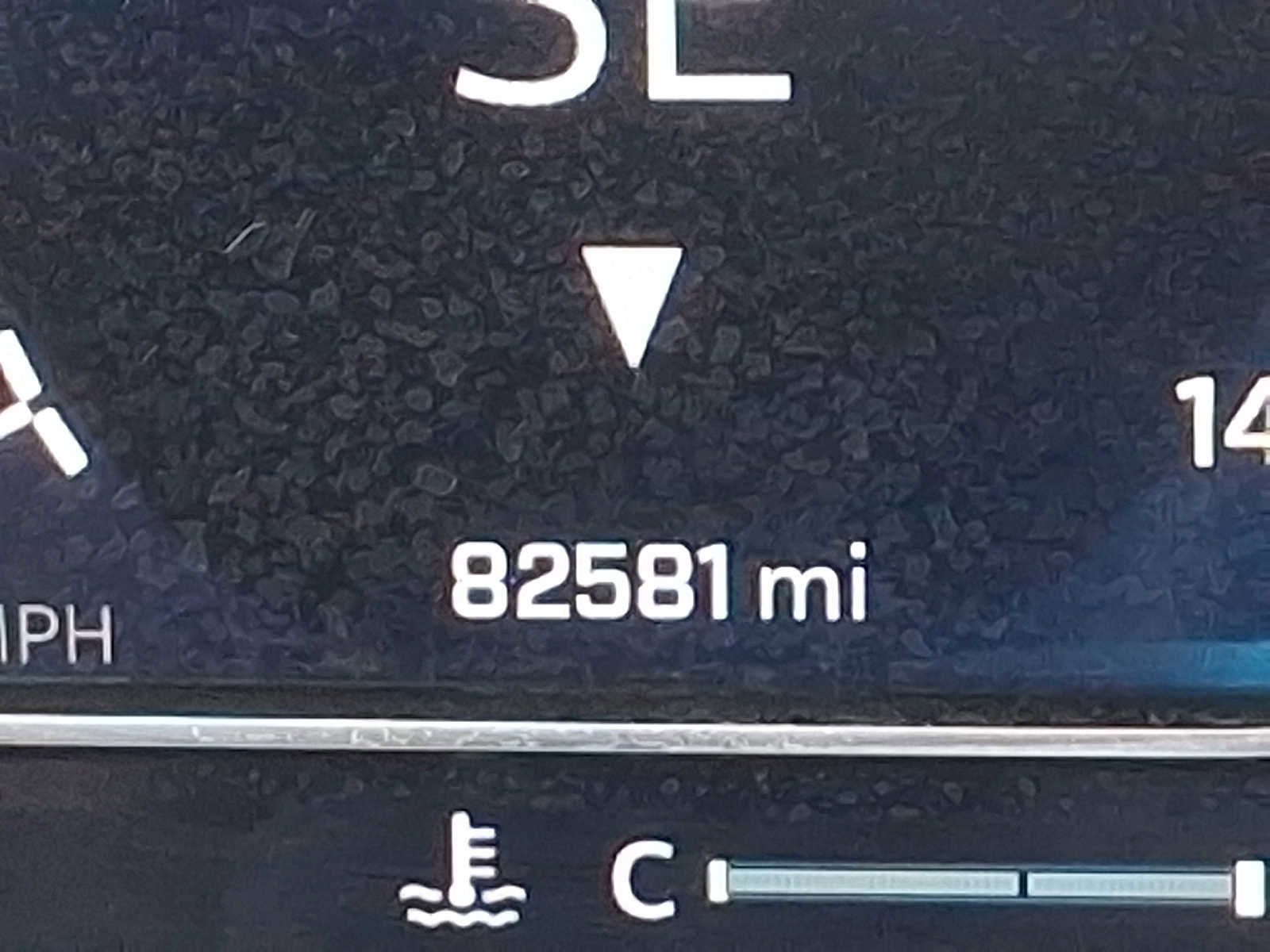 Used 2022 Chevrolet Suburban RST w/ Luxury Package image 23