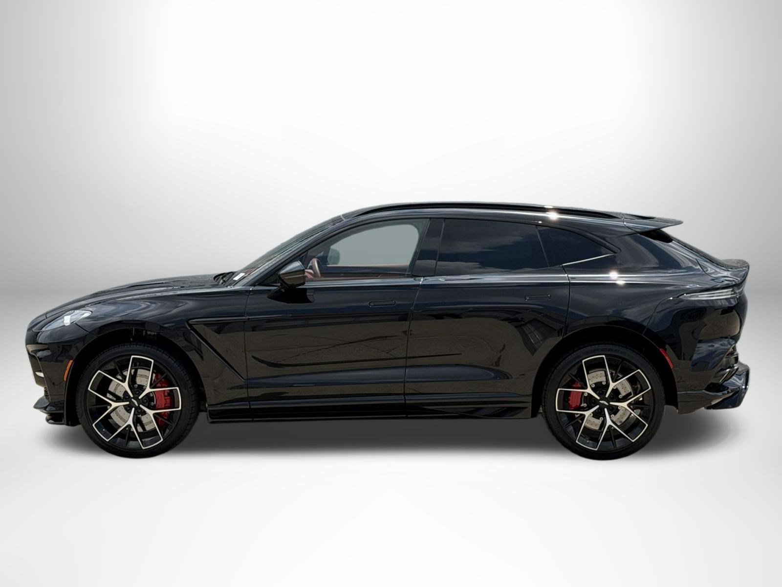 Used 2026 Aston Martin DBX 707 AWD/4WD image 13