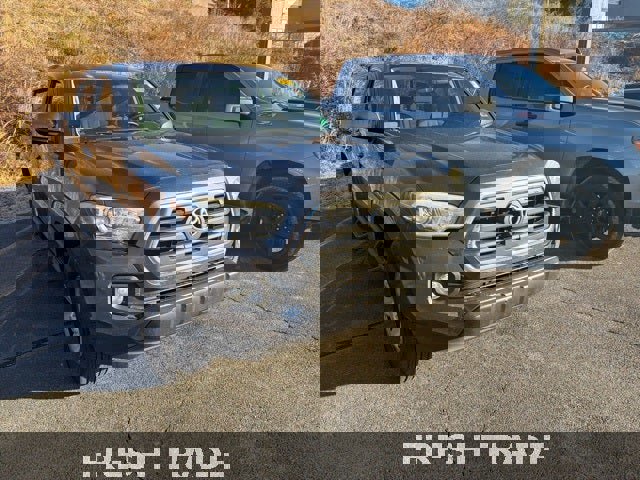 Used 2016 Toyota Tacoma SR5 image 12