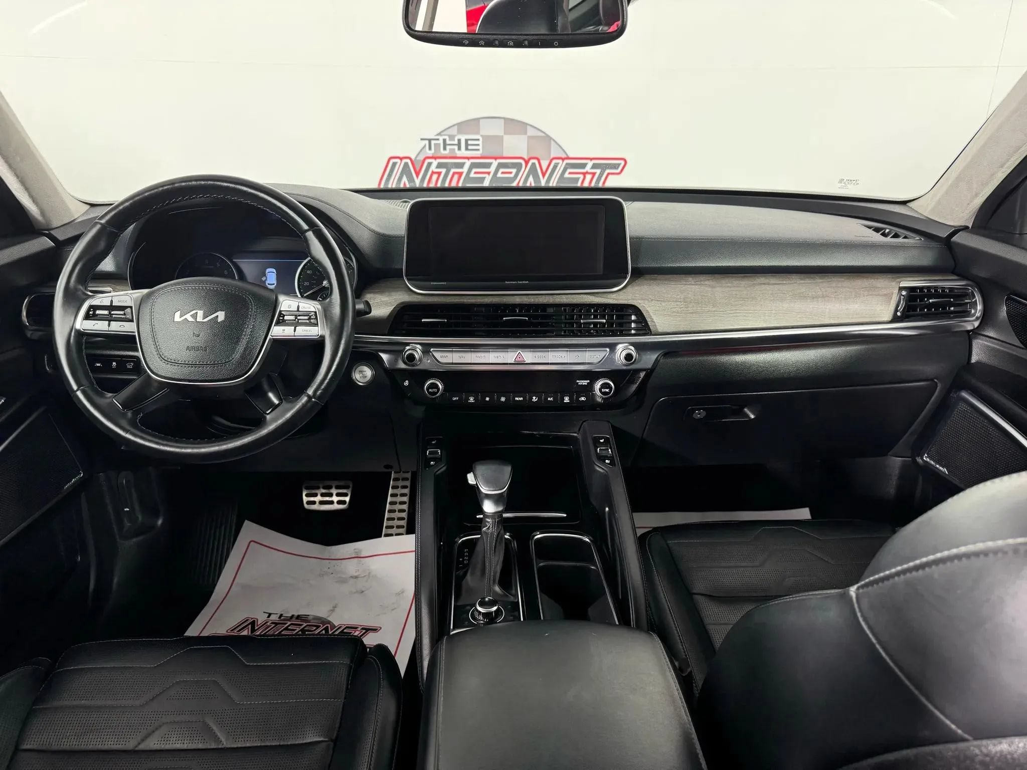 Used 2022 Kia Telluride SX w/ SX Prestige Package AWD/4WD image 11