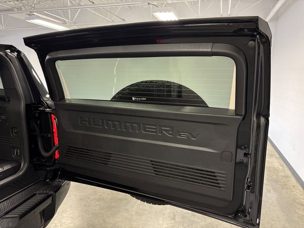 New 2025 GMC Hummer EV 2X image 19