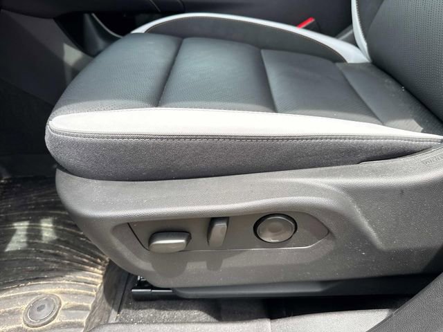 Used 2025 Buick Envision Sport Touring image 41