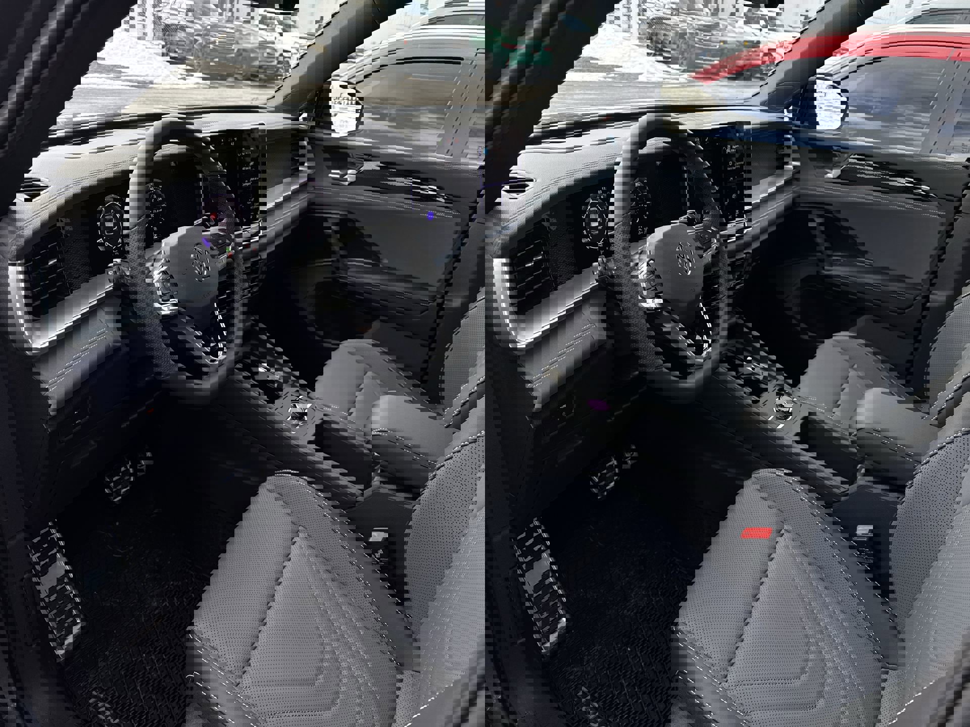 New 2026 Volkswagen Tiguan SE R-Line image 10