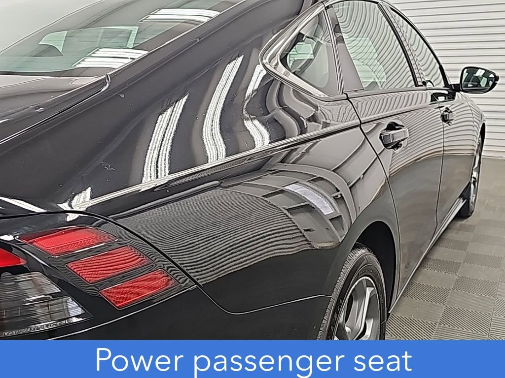 Used 2023 Honda Accord EX-L image 10