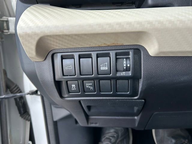 Used 2019 Subaru Ascent Premium image 17