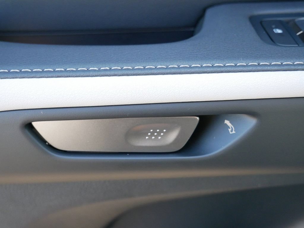 New 2026 Lexus TX 350 AWD image 16