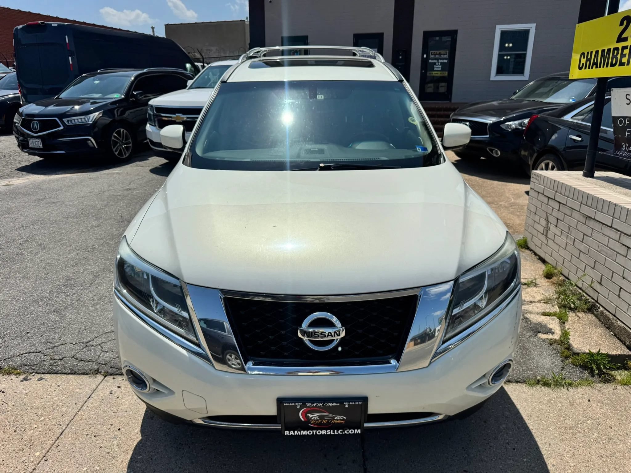 Used 2014 Nissan Pathfinder Platinum w/ Platinum Premium Package AWD/4WD image 9