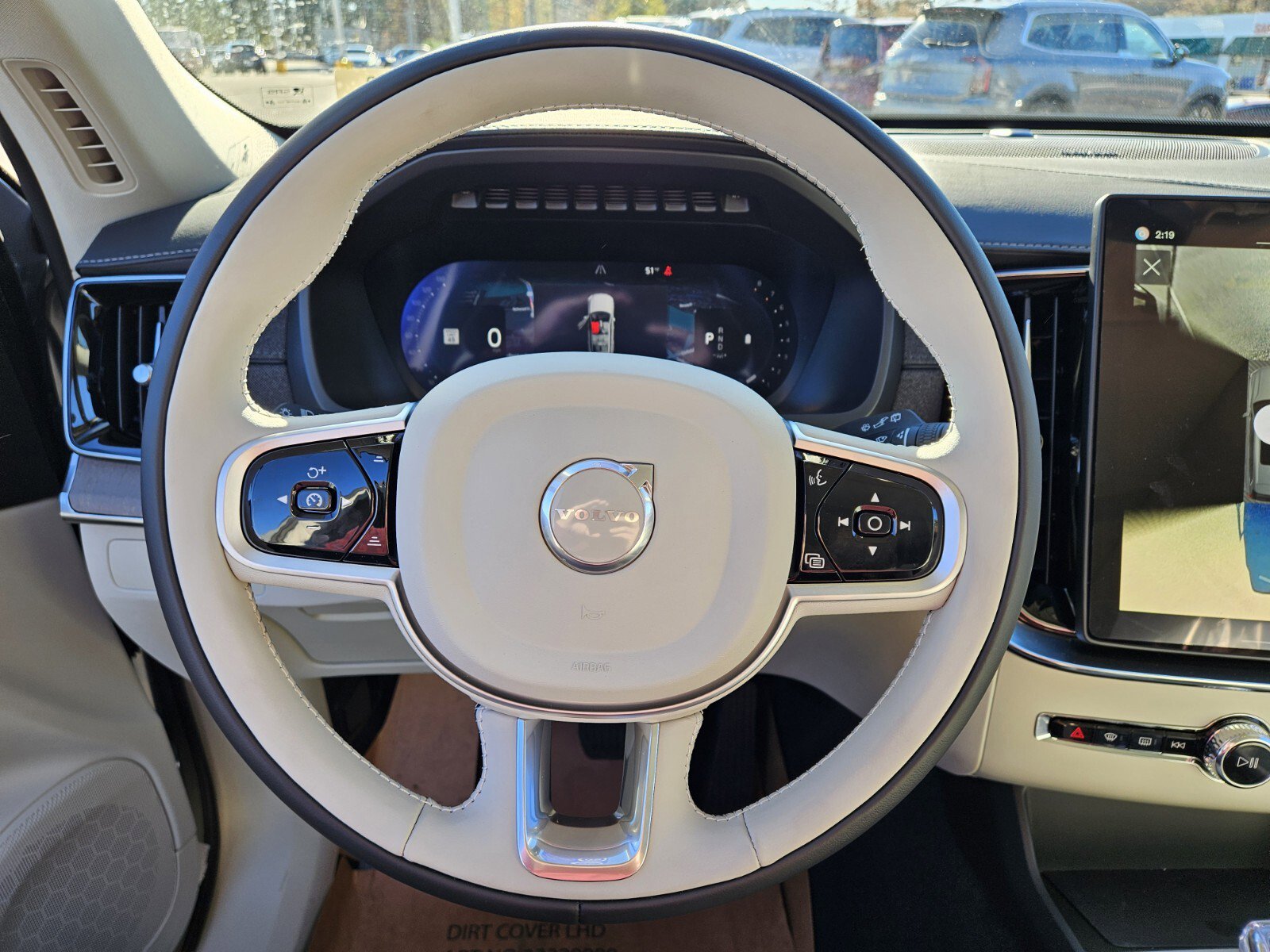 New 2026 Volvo XC90 B6 Ultra w/ Protection Package AWD/4WD image 14