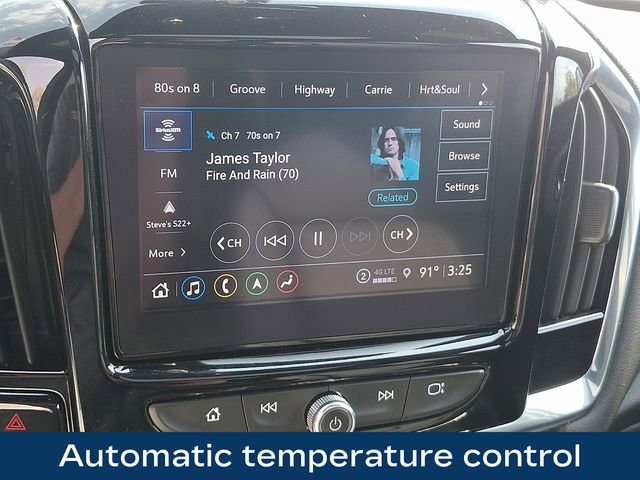 Used 2023 Chevrolet Traverse LT w/ LT Premium Package image 11