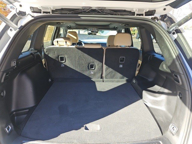 Used 2023 Jeep Grand Cherokee Limited w/ Luxury Tech Group II image 18