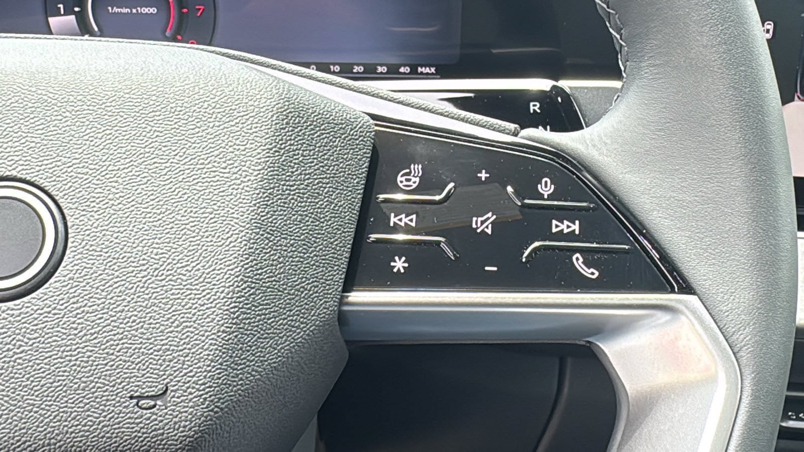New 2026 Audi Q3 quattro 2.0T AWD/4WD image 23