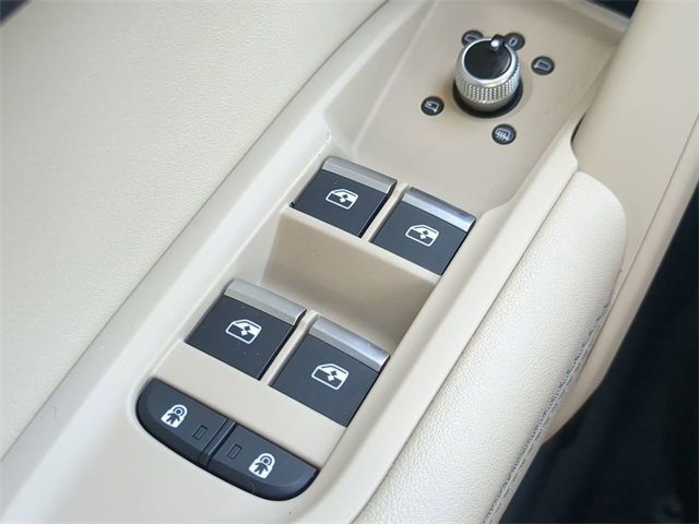 Used 2021 Audi Q5 Prestige image 22