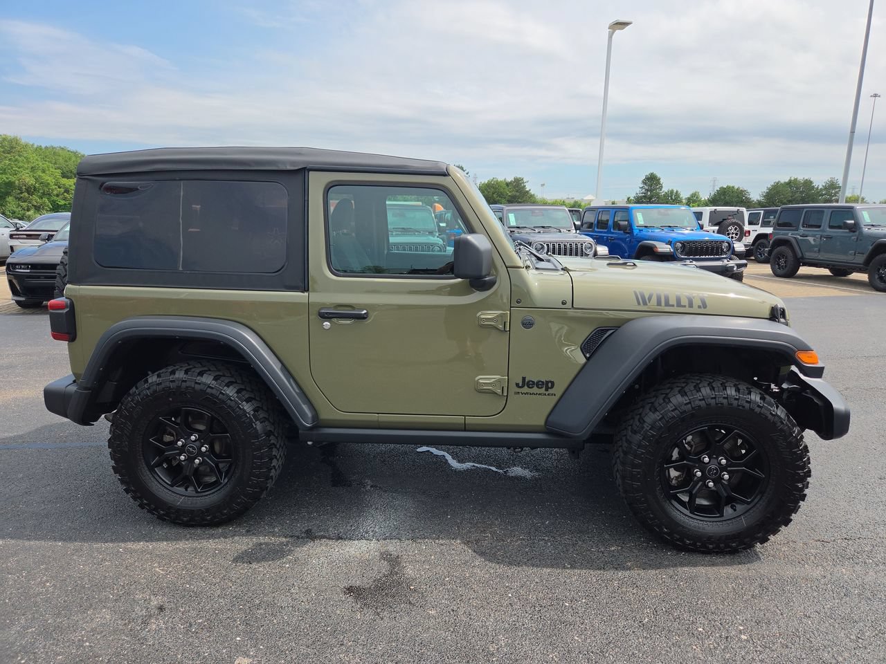 Certified 2025 Jeep Wrangler Sport AWD/4WD image 8