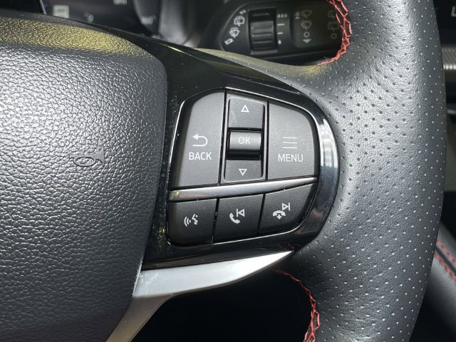 Used 2025 Ford Explorer ST-Line w/ ST-Line Street Pack AWD/4WD image 42