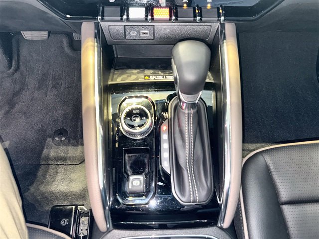 Used 2024 GMC Canyon Denali image 20