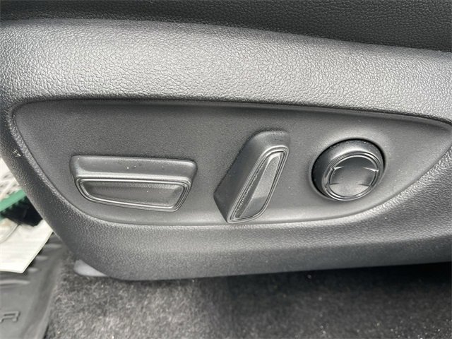 Used 2024 Toyota Grand Highlander Platinum image 12