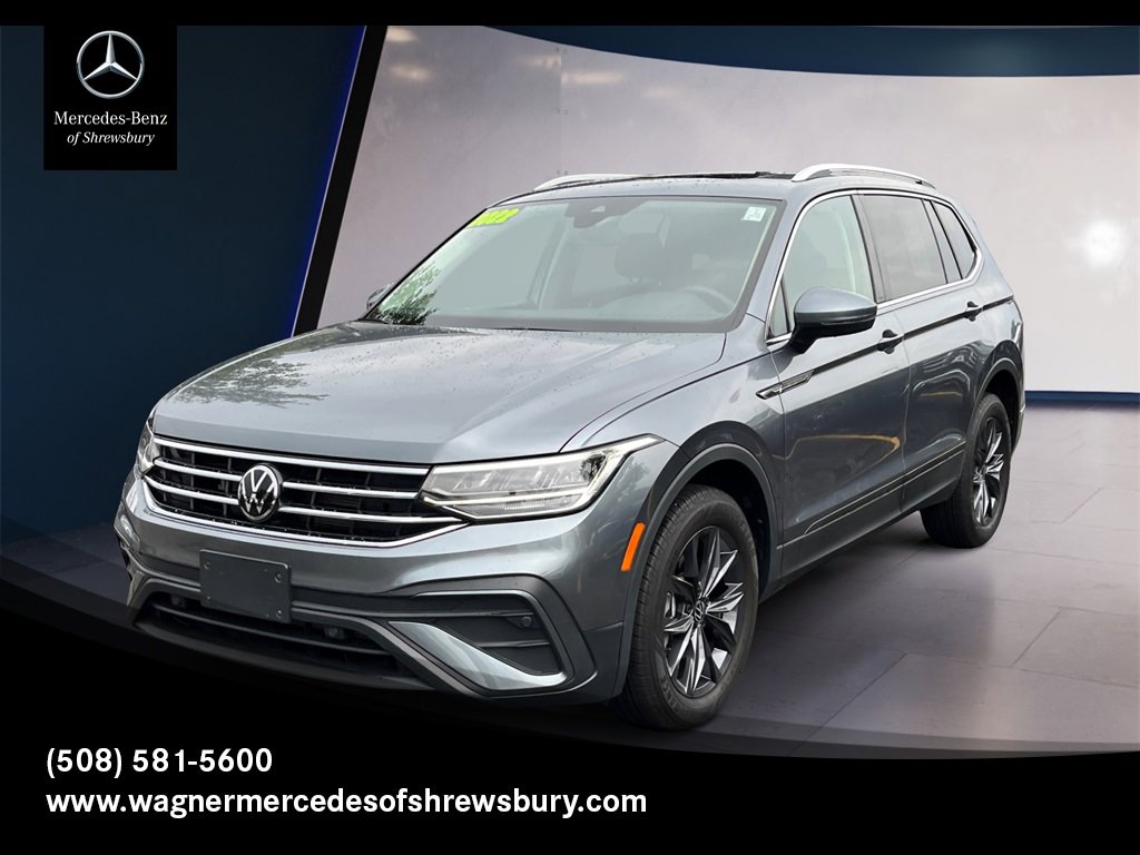 Used 2022 Volkswagen Tiguan SE w/ Panoramic Sunroof Package