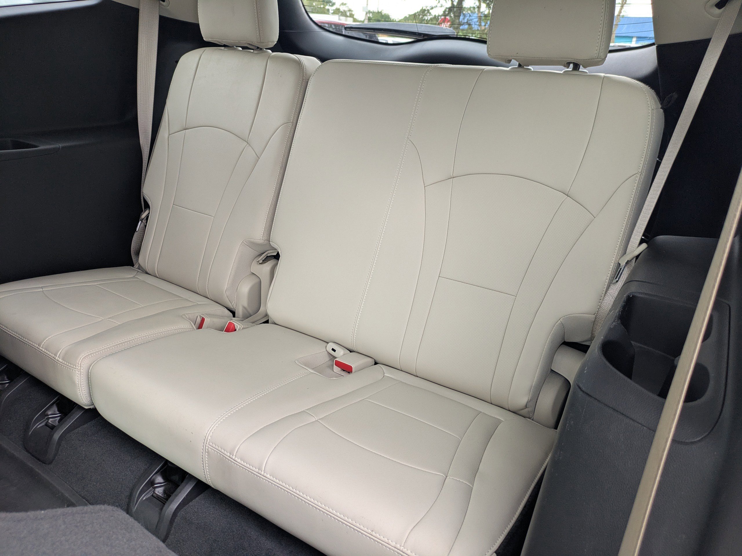 Used 2023 Buick Enclave Essence w/ Experience Buick Package image 15