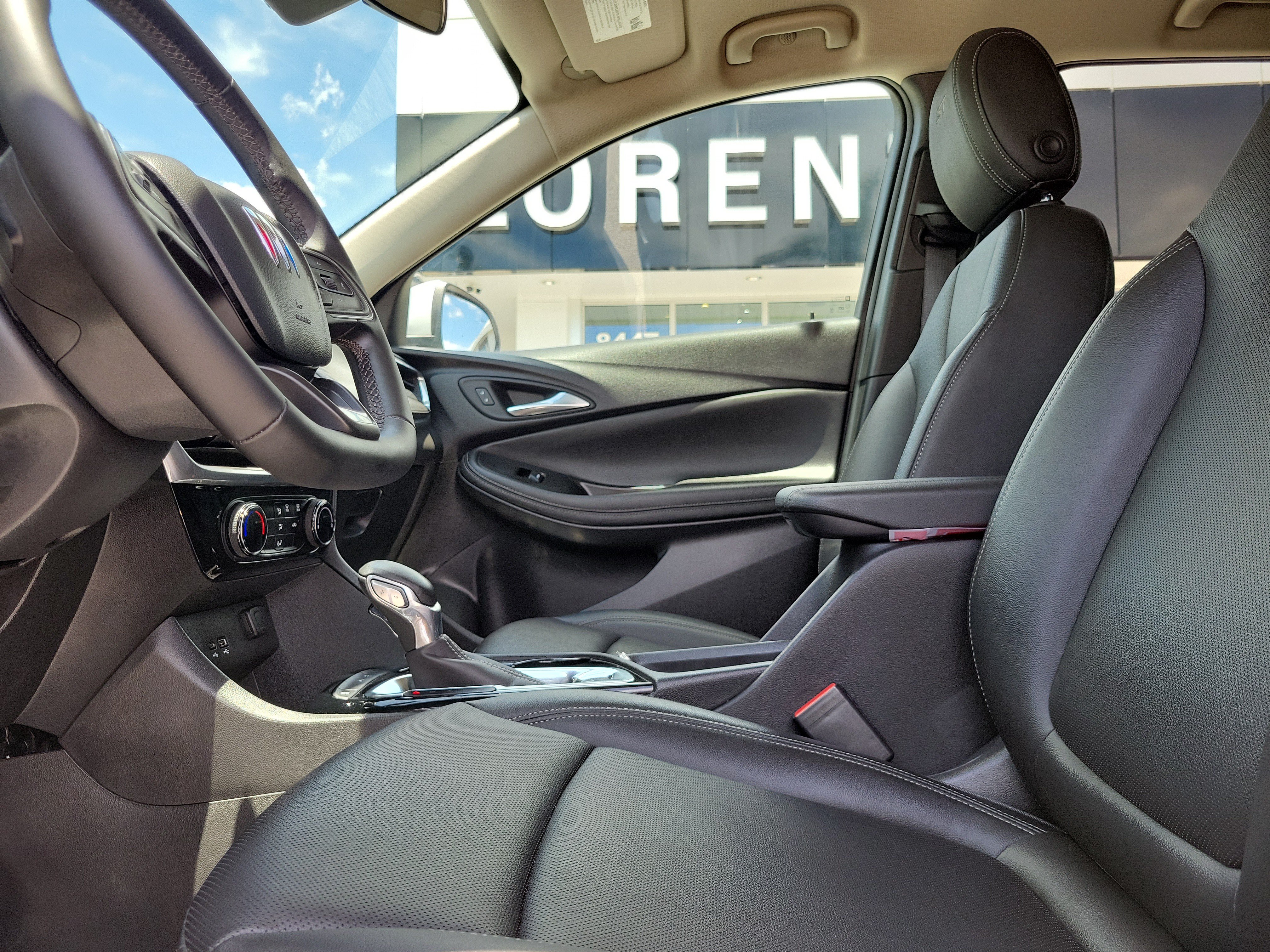 Used 2024 Buick Encore GX Sport Touring w/ Advanced Technology Package FWD image 11