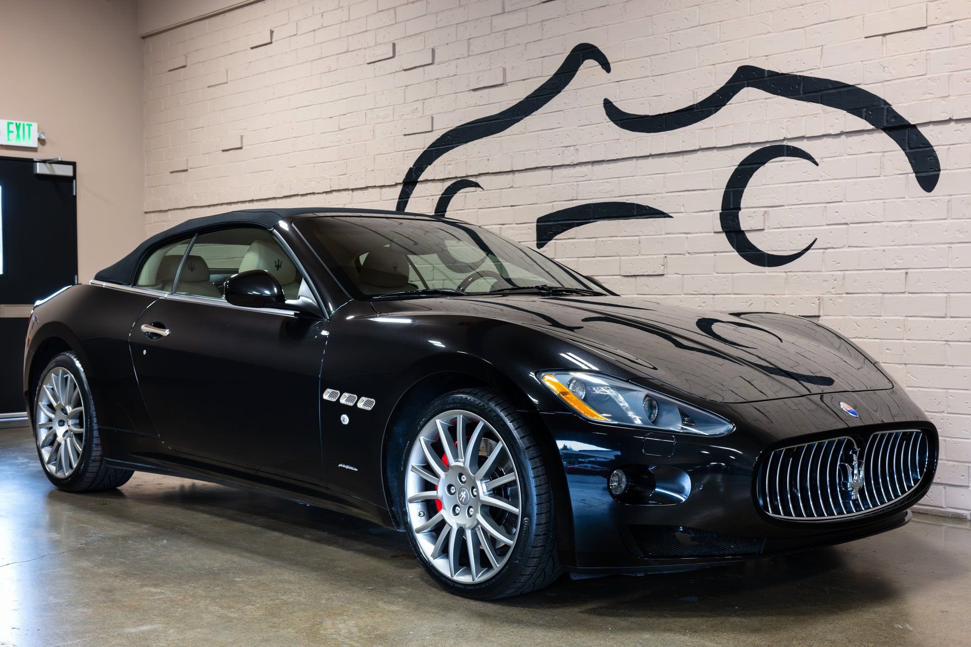 Used 2014 Maserati GranTurismo Convertible image 20