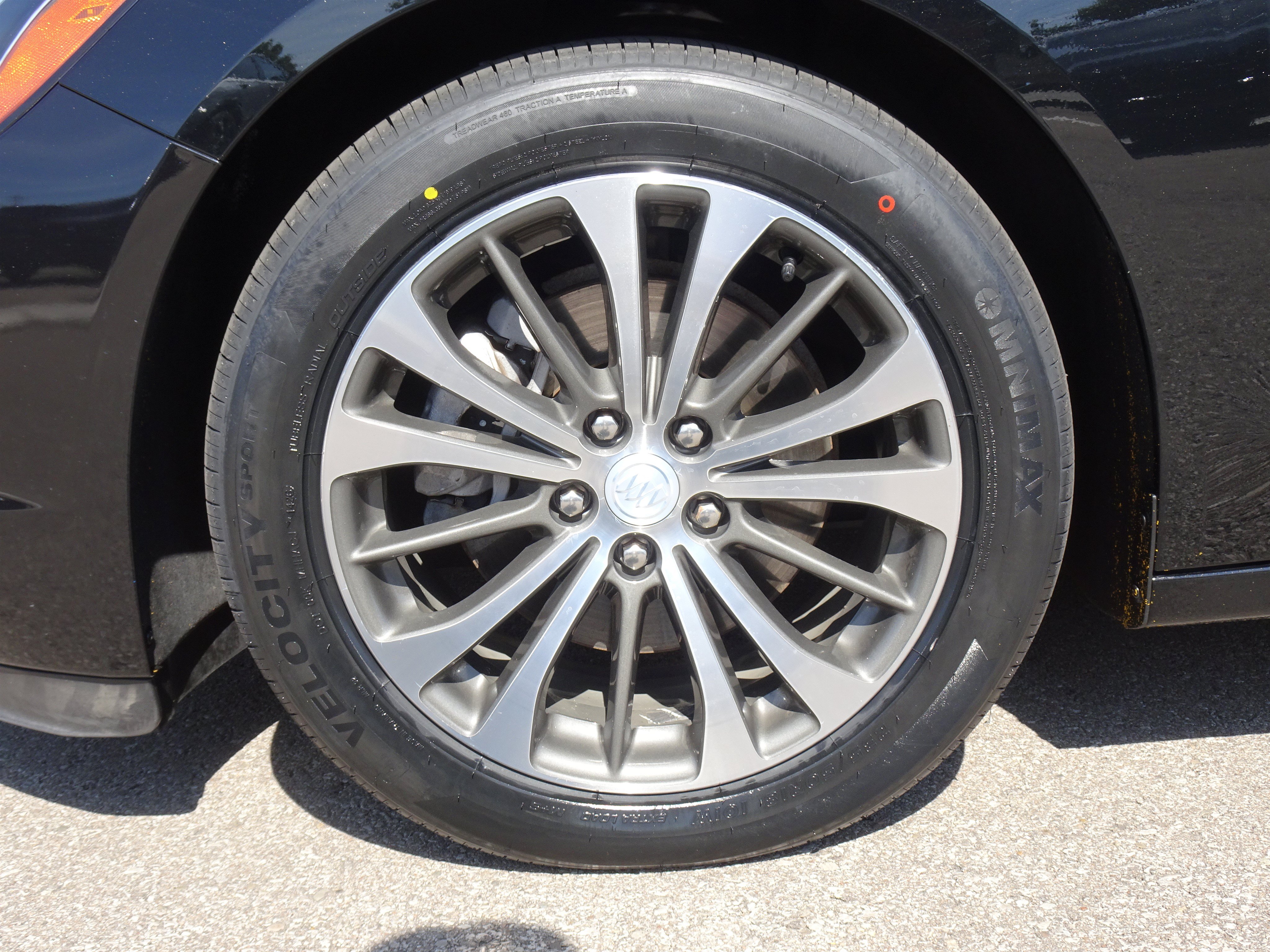 Used 2017 Buick LaCrosse Essence w/ Sun and Shade Package FWD image 26