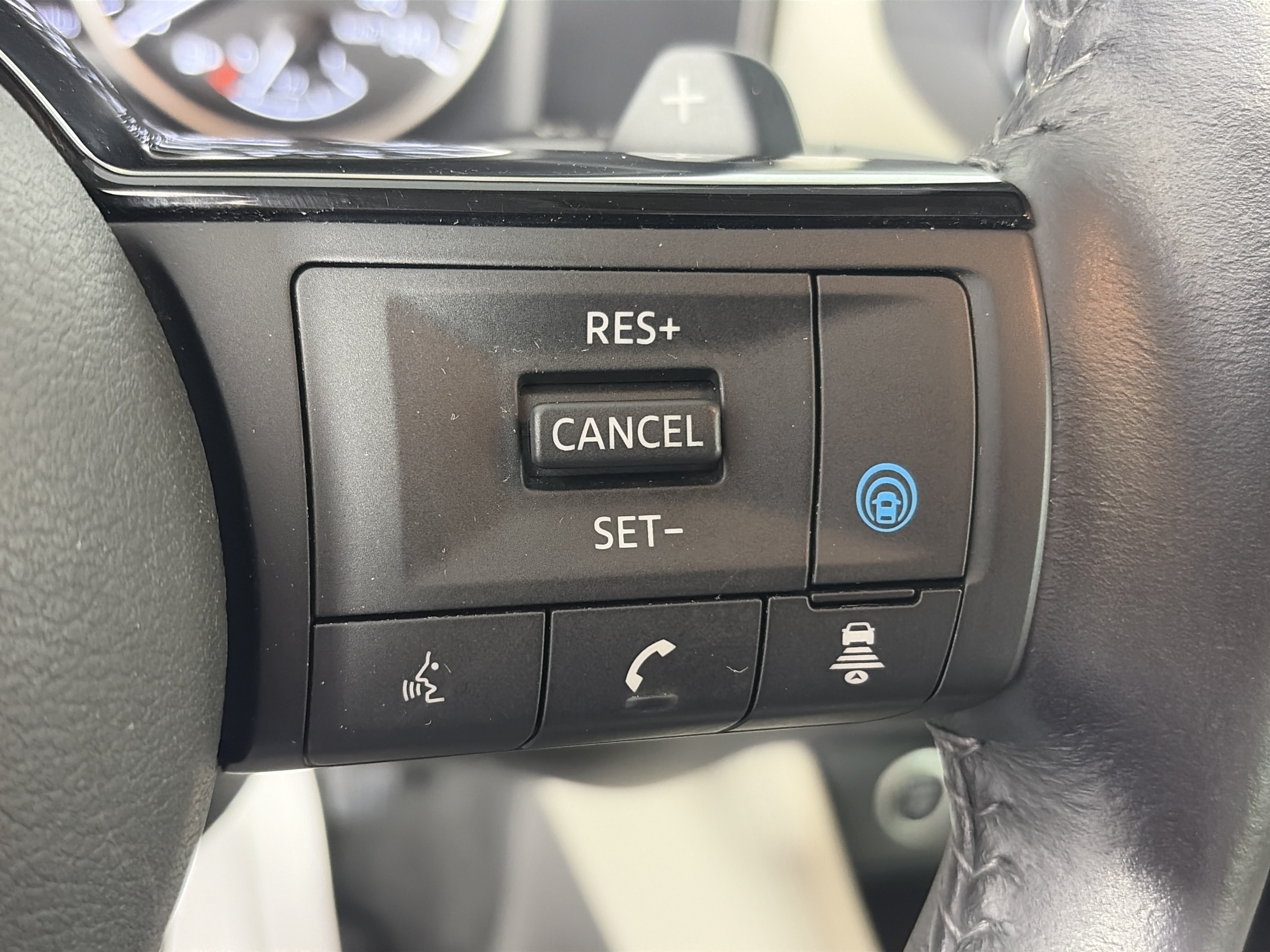 Certified 2023 Nissan Rogue SL AWD/4WD image 37