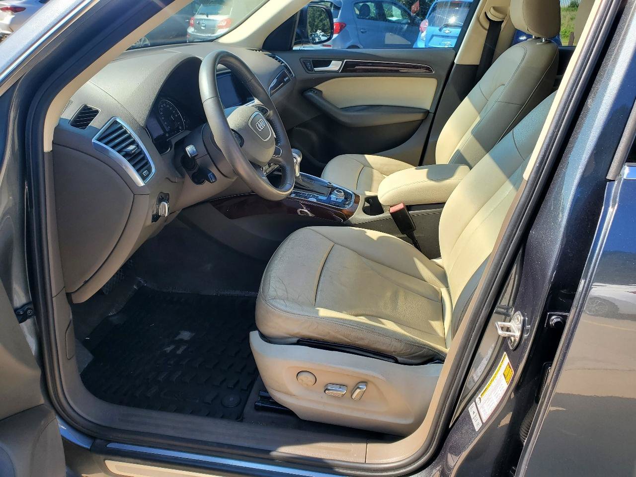 Used 2015 Audi Q5 2.0T Premium Plus AWD/4WD image 16
