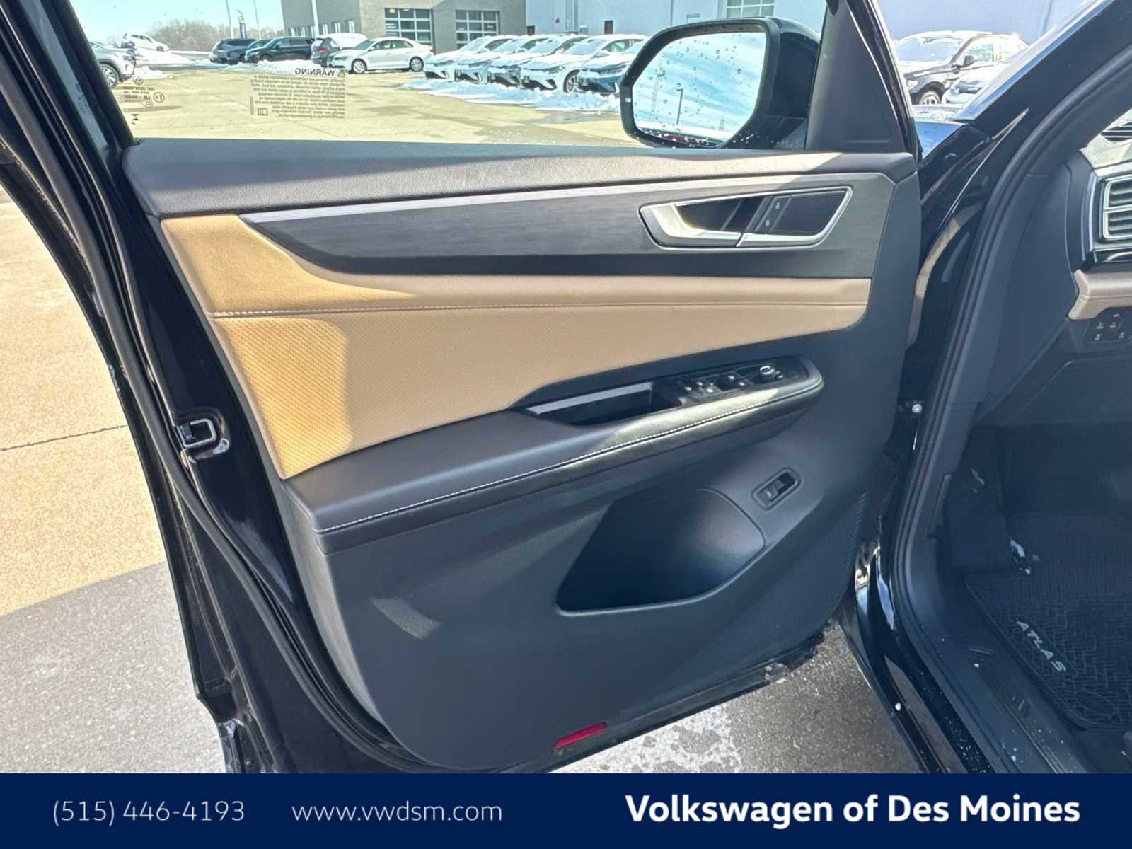 Used 2025 Volkswagen Atlas Cross Sport SE image 22