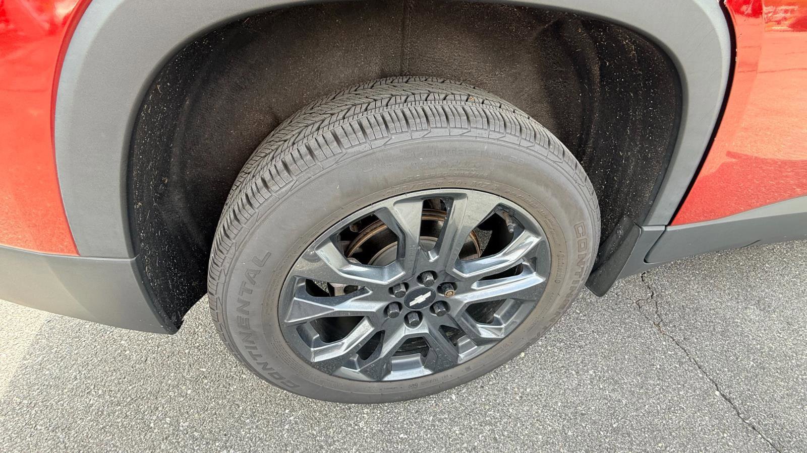 Used 2020 Chevrolet Traverse RS w/ LPO, Floor Liner Package image 5