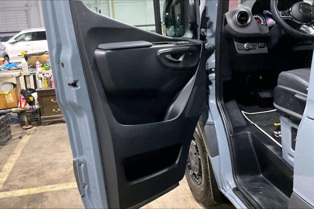 Used 2026 Mercedes-Benz Sprinter 2500 image 14