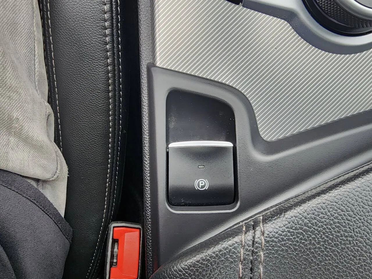 Used 2018 Alfa Romeo Stelvio Ti Sport image 26