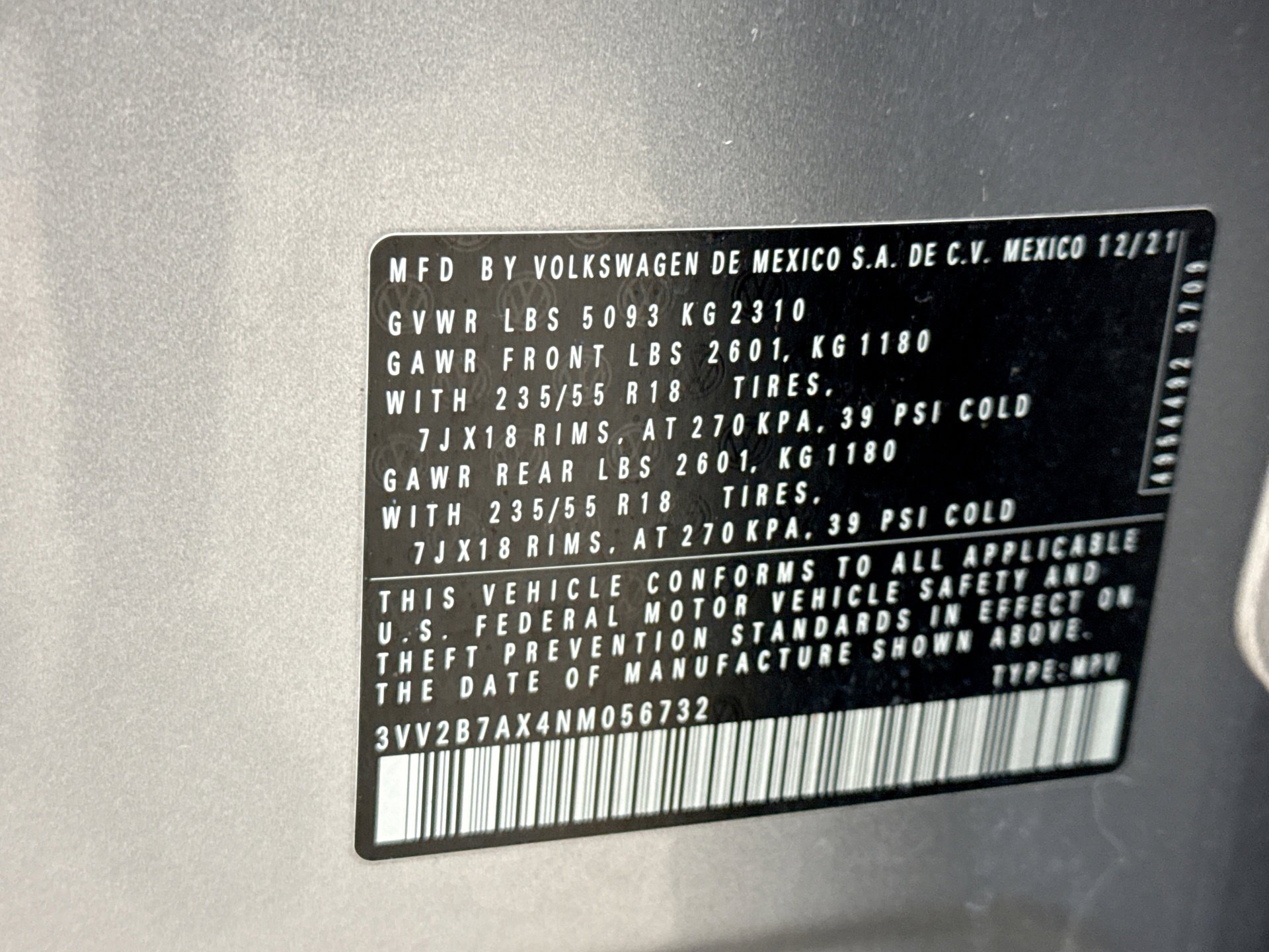 Used 2022 Volkswagen Tiguan SE w/ Panoramic Sunroof Package image 11