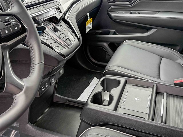 New 2026 Honda Odyssey Touring image 22