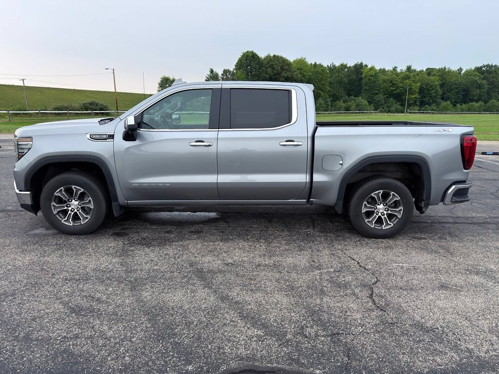 Used 2025 GMC Sierra 1500 SLT AWD/4WD image 22