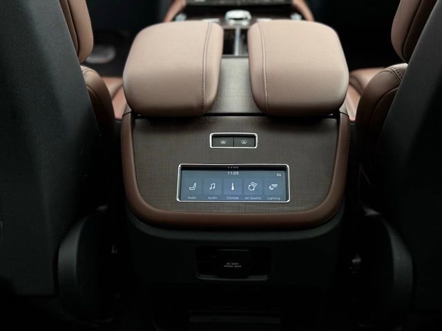 Used 2025 Lincoln Navigator L Reserve image 24