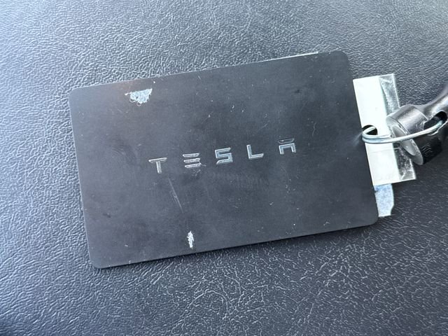 Used 2020 Tesla Model Y Long Range image 33