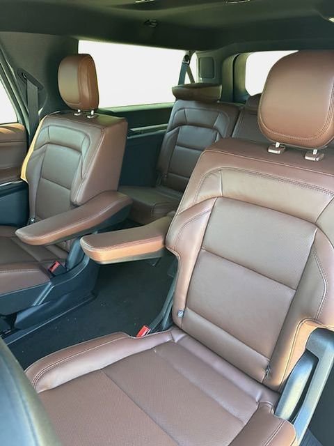 New 2026 Lincoln Navigator L Reserve AWD/4WD image 32