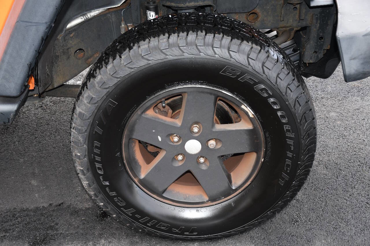 Used 2012 Jeep Wrangler Unlimited Sport image 36