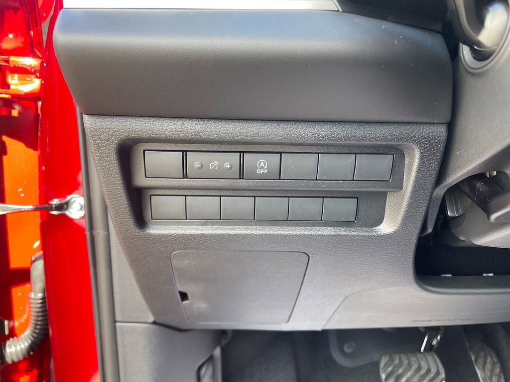 New 2026 Mitsubishi Outlander ES image 14